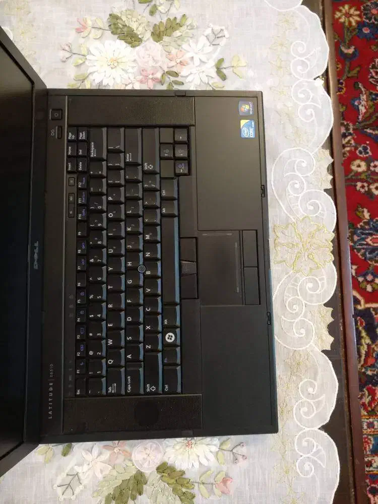 لپ تاپ پانزده اینچی دل Core i7 بسیار تمیز و سلامت|رایانه همراه|کرج, گلشهر|دیوار