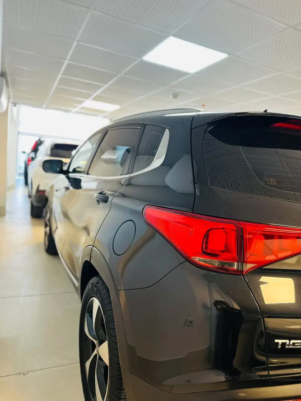 تیگو ۷ مدل ۹۷ بیرنگ|خودرو سواری و وانت|شیراز, فرهنگ شهر|دیوار