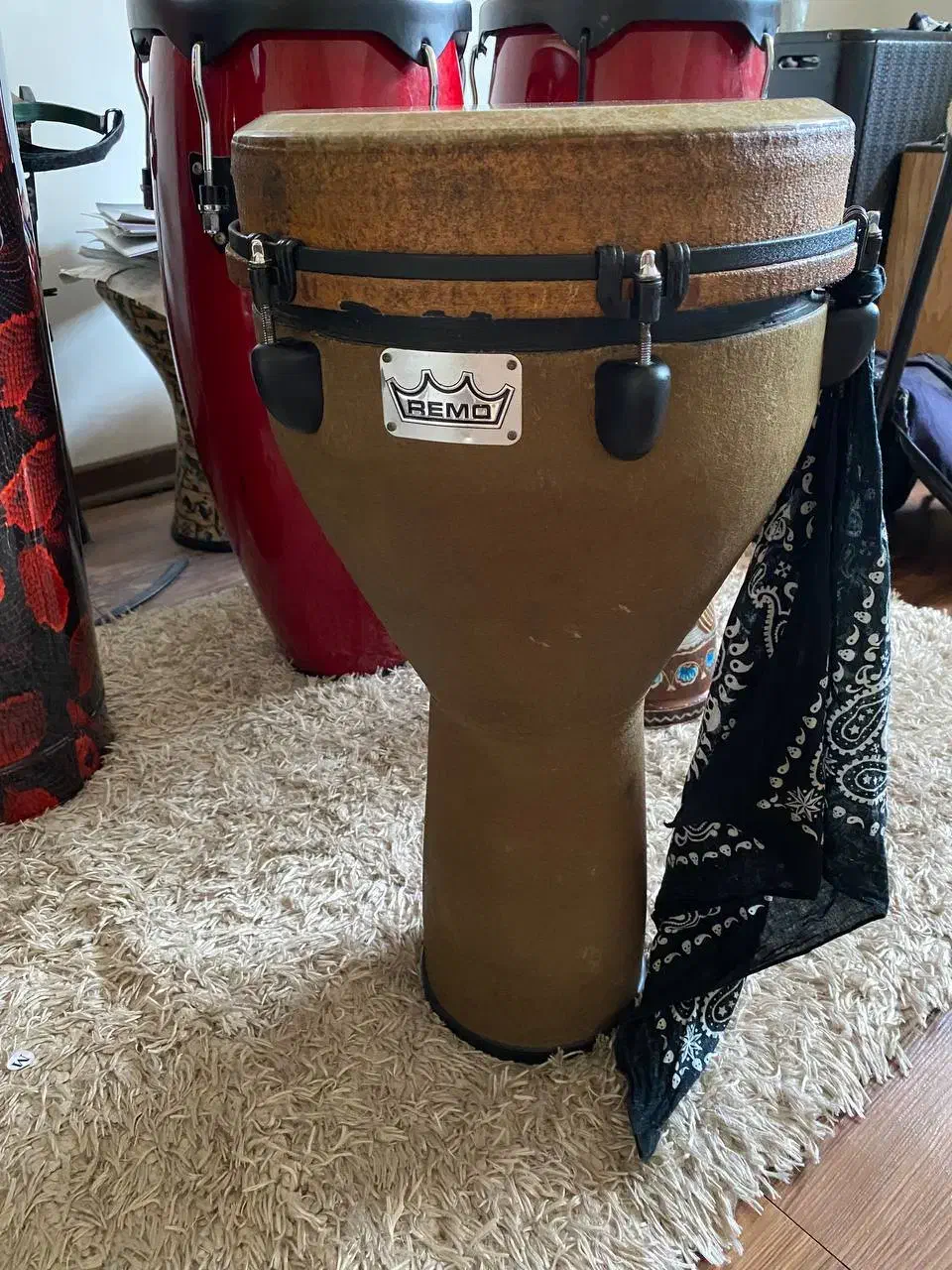 جیمبی|درام و پرکاشن|کیاشهر, |دیوار