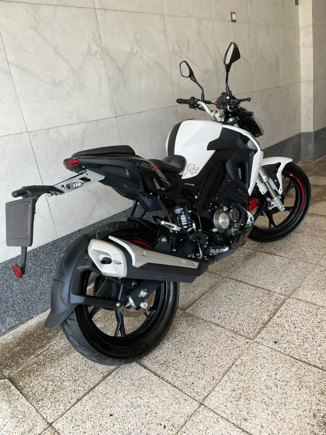 بنلی 180|موتورسیکلت|همدان, |دیوار