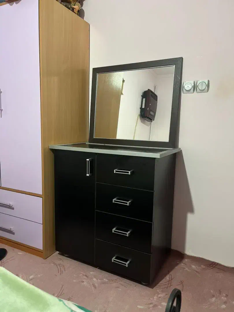 میز آرایش|مبلمان خانگی و میز عسلی|خوی, |دیوار