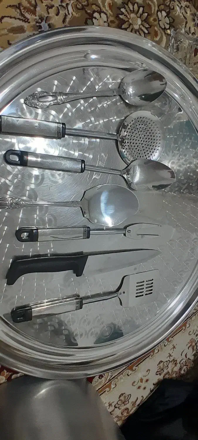 سرویس آشپزخانه|ظروف پخت‌وپز|میانه, |دیوار