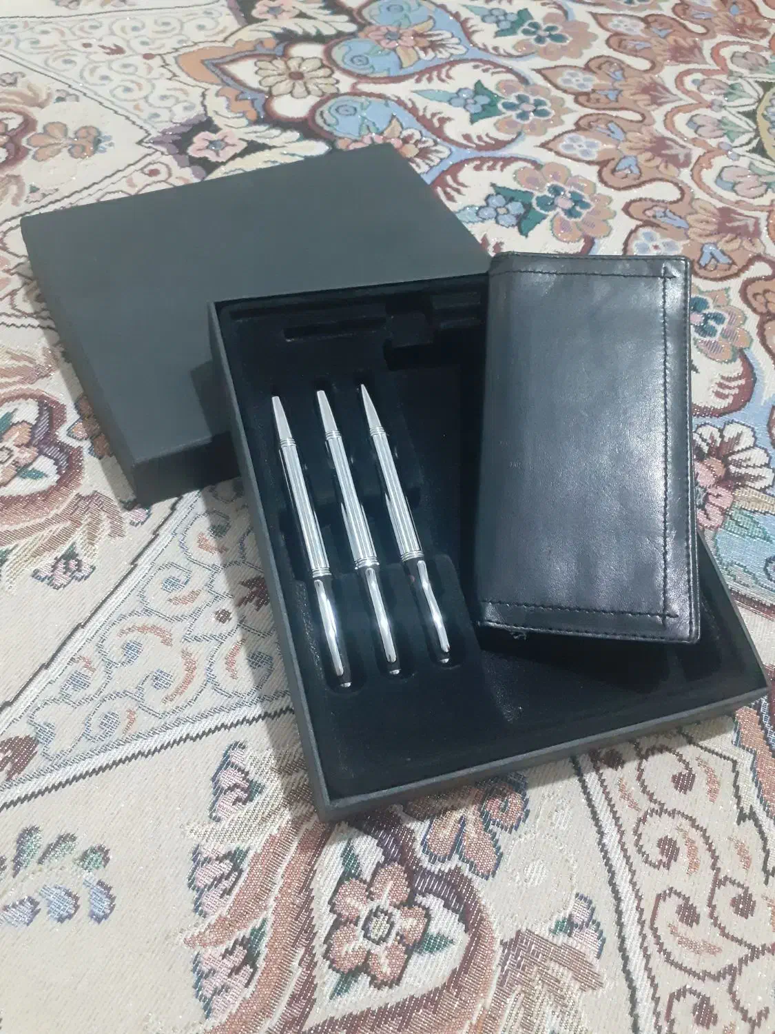 خودکار و کیف چرم|کیف، کفش، کمربند|اردبیل, |دیوار