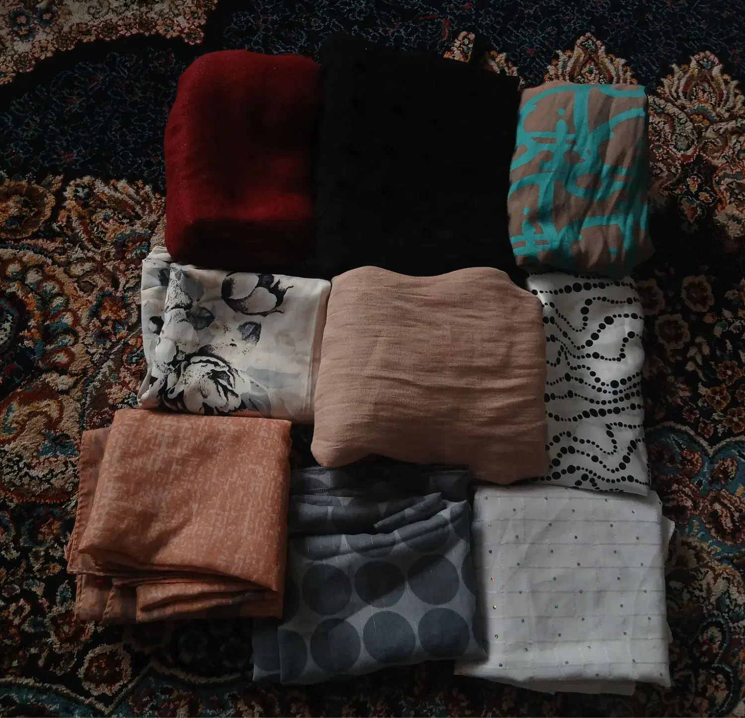 حراج لباس زنونه روسری و...|لباس|قم, پامنار|دیوار