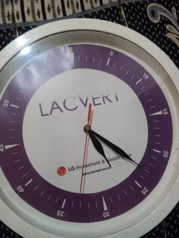 ساعت دیواری|ساعت دیواری و تزئینی|شیراز, کوشک میدان|دیوار