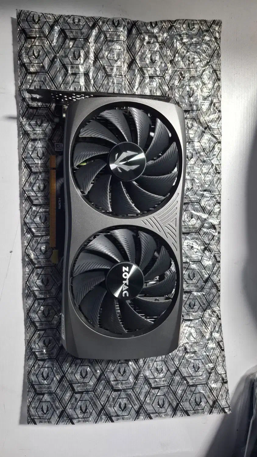 کارت گرافیک 4060 ۸ گیگ زوتک با گارانتی|قطعات و لوازم جانبی رایانه|تهران, تهرانپارس غربی|دیوار