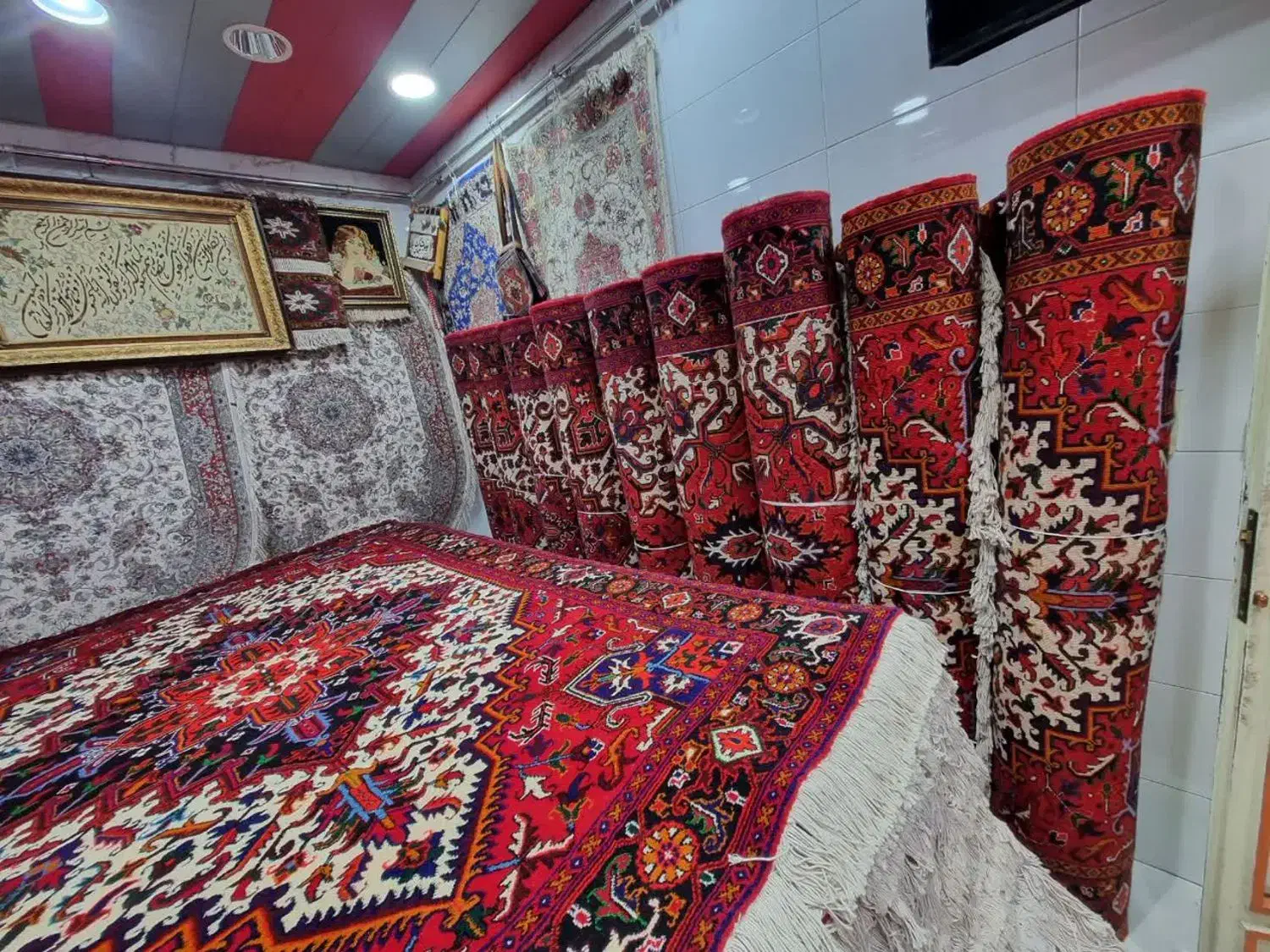 فرش های گوناگون شرایط مختلف|فرش|مراغه, |دیوار