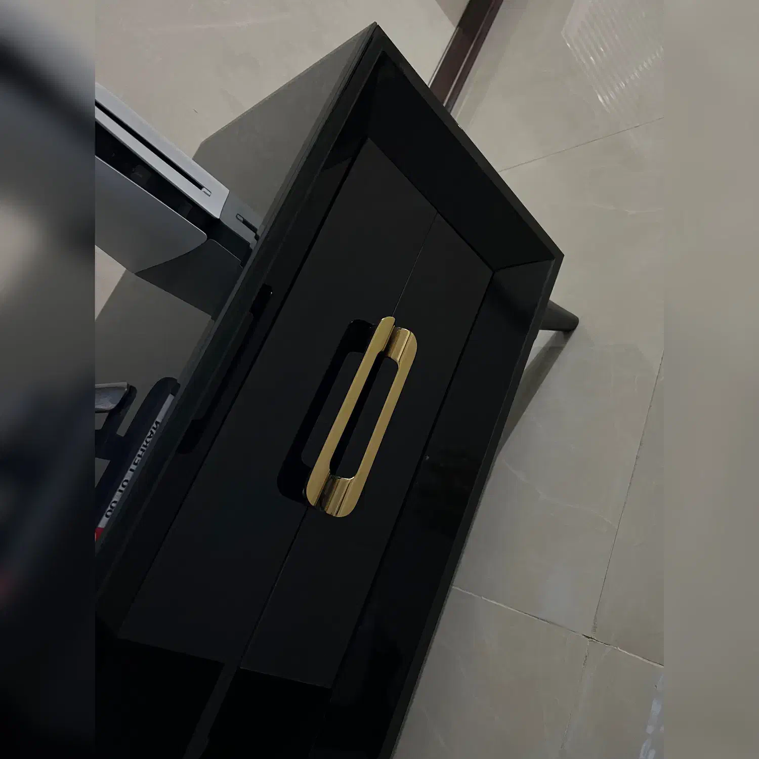 میز تلوزیون|میز تلویزیون|محمدشهر, محمدشهر|دیوار