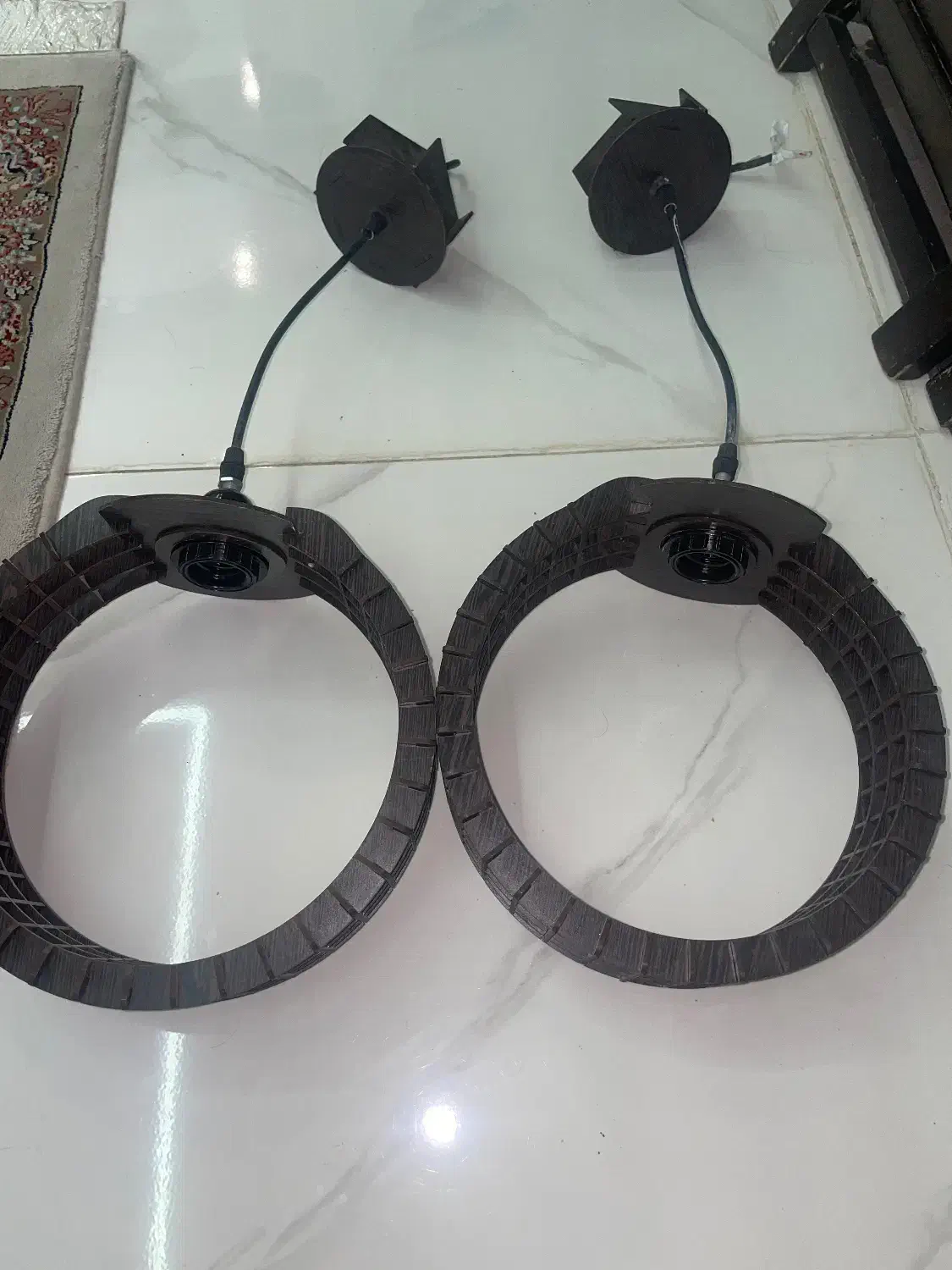 لوستر و چراغ آویز سقفی|لوستر و چراغ آویز|اصفهان, کوی ولی عصر|دیوار