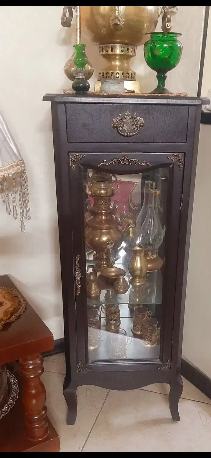 بوفه انتیک ومیز گرد|بوفه، ویترین، کنسول|تهران, امام زاده عبدالله|دیوار