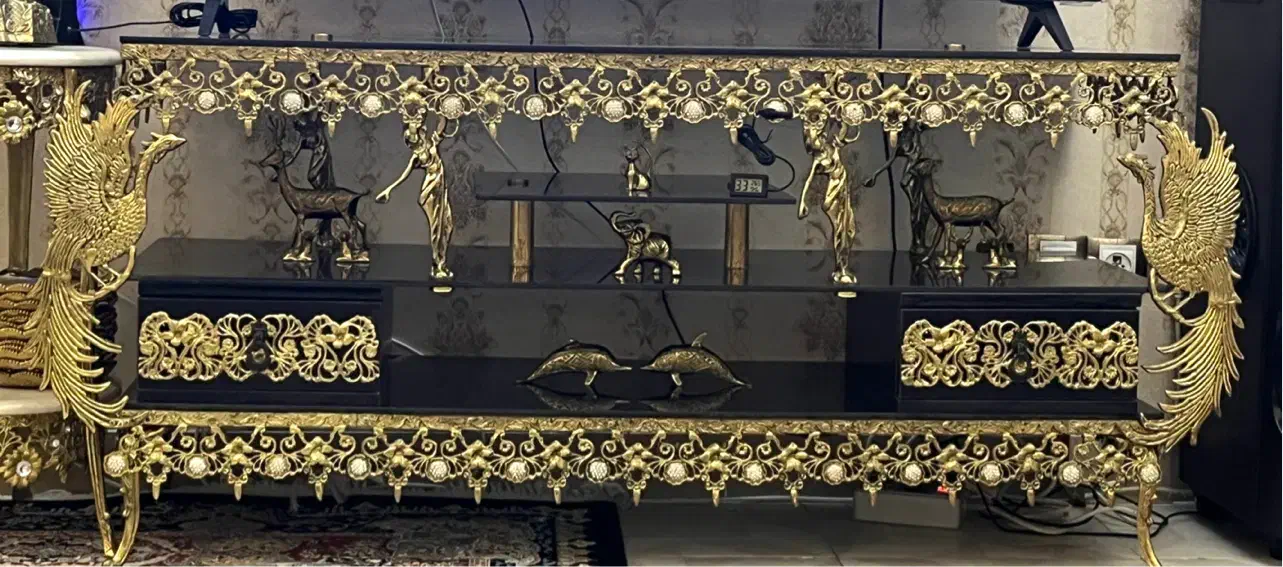 ست برنز|بوفه، ویترین، کنسول|مهاجران, |دیوار