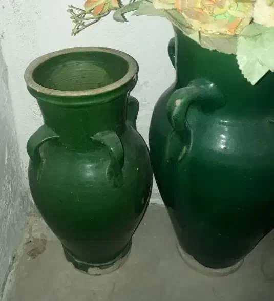 گلدان یا کوزه سفالی|گل مصنوعی|دورود, |دیوار