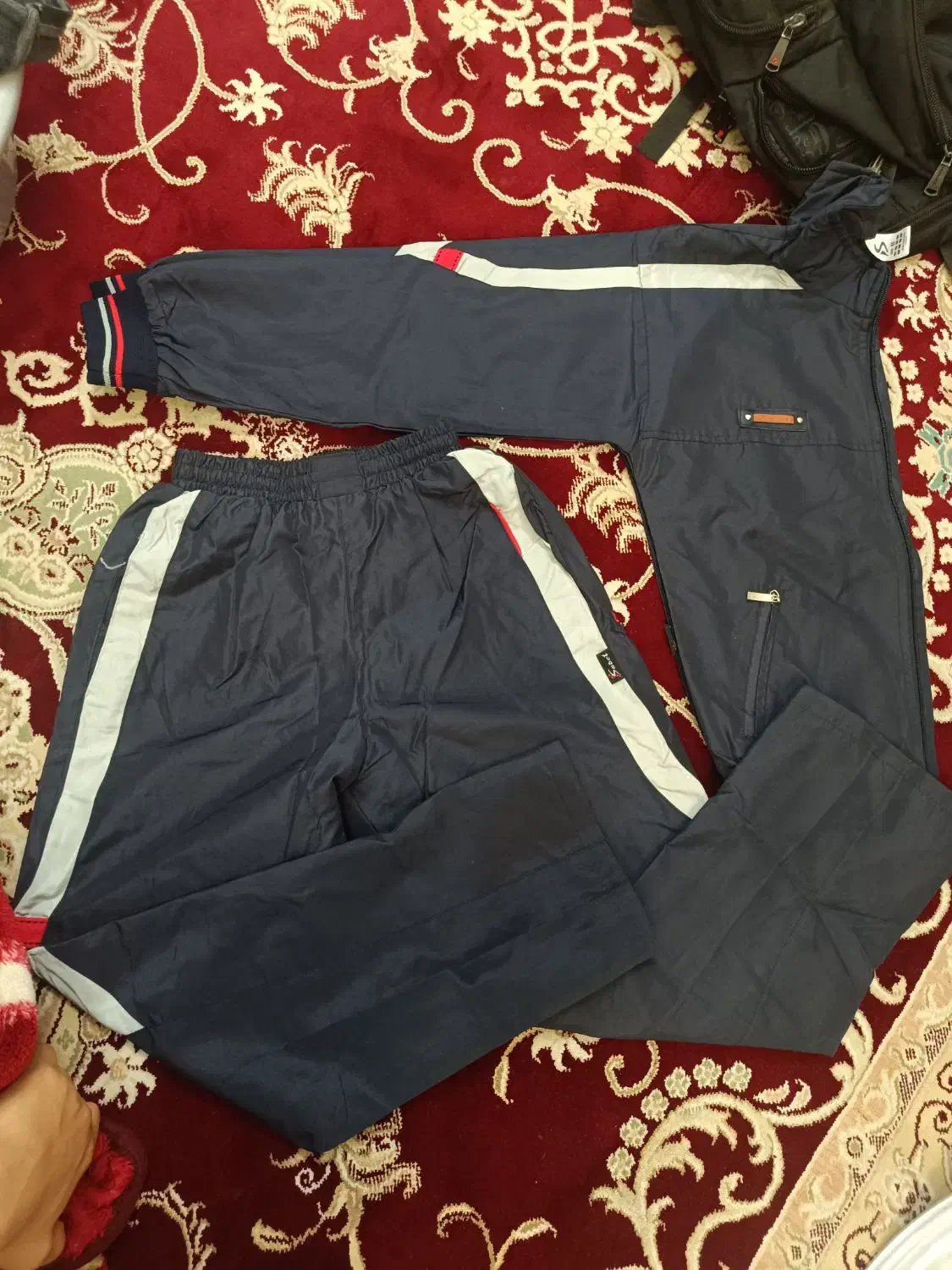 لباس ورزشی|لباس|گلپایگان, |دیوار