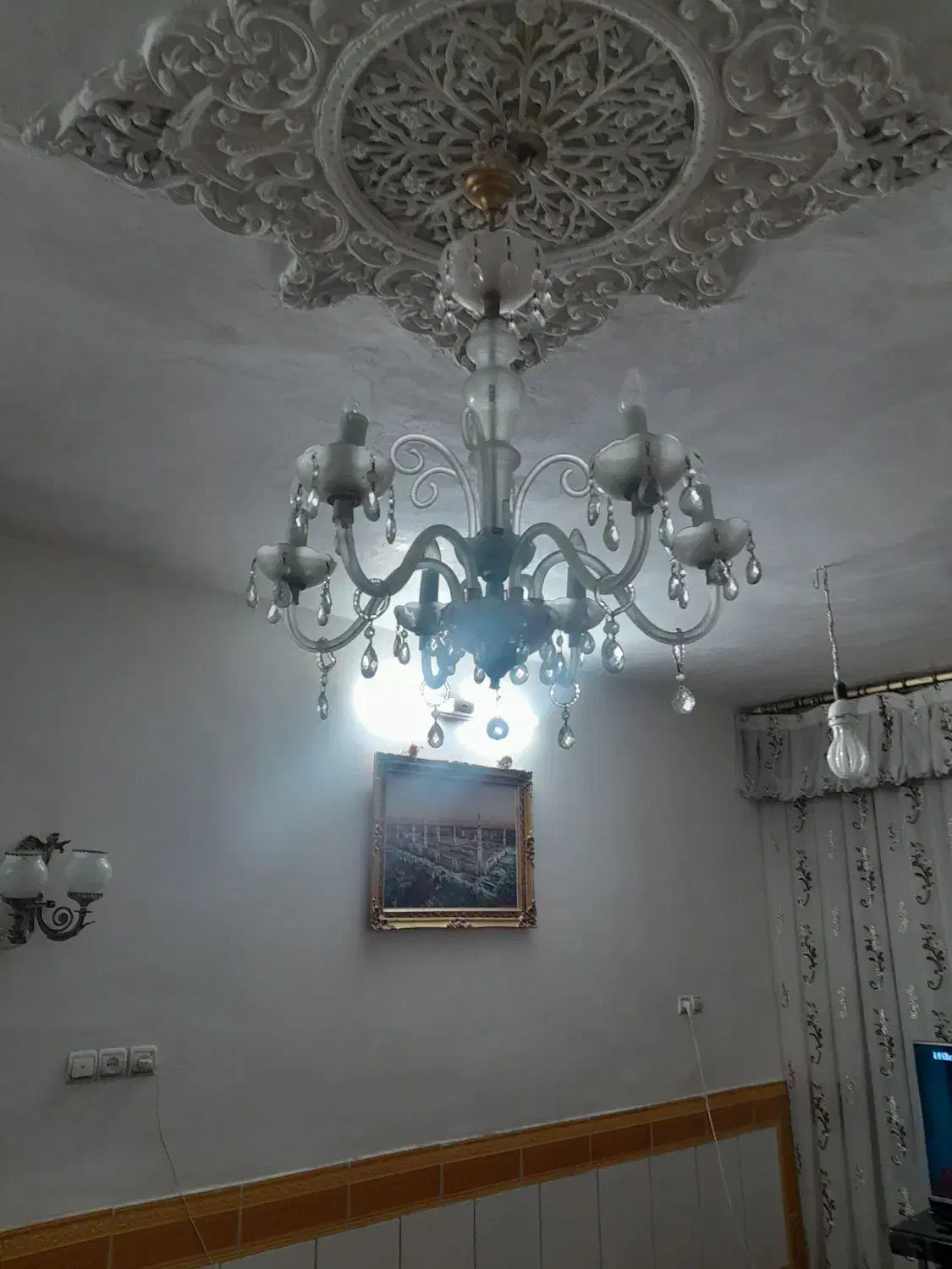 لوستر شش شاخه|لوستر و چراغ آویز|بروجرد, |دیوار