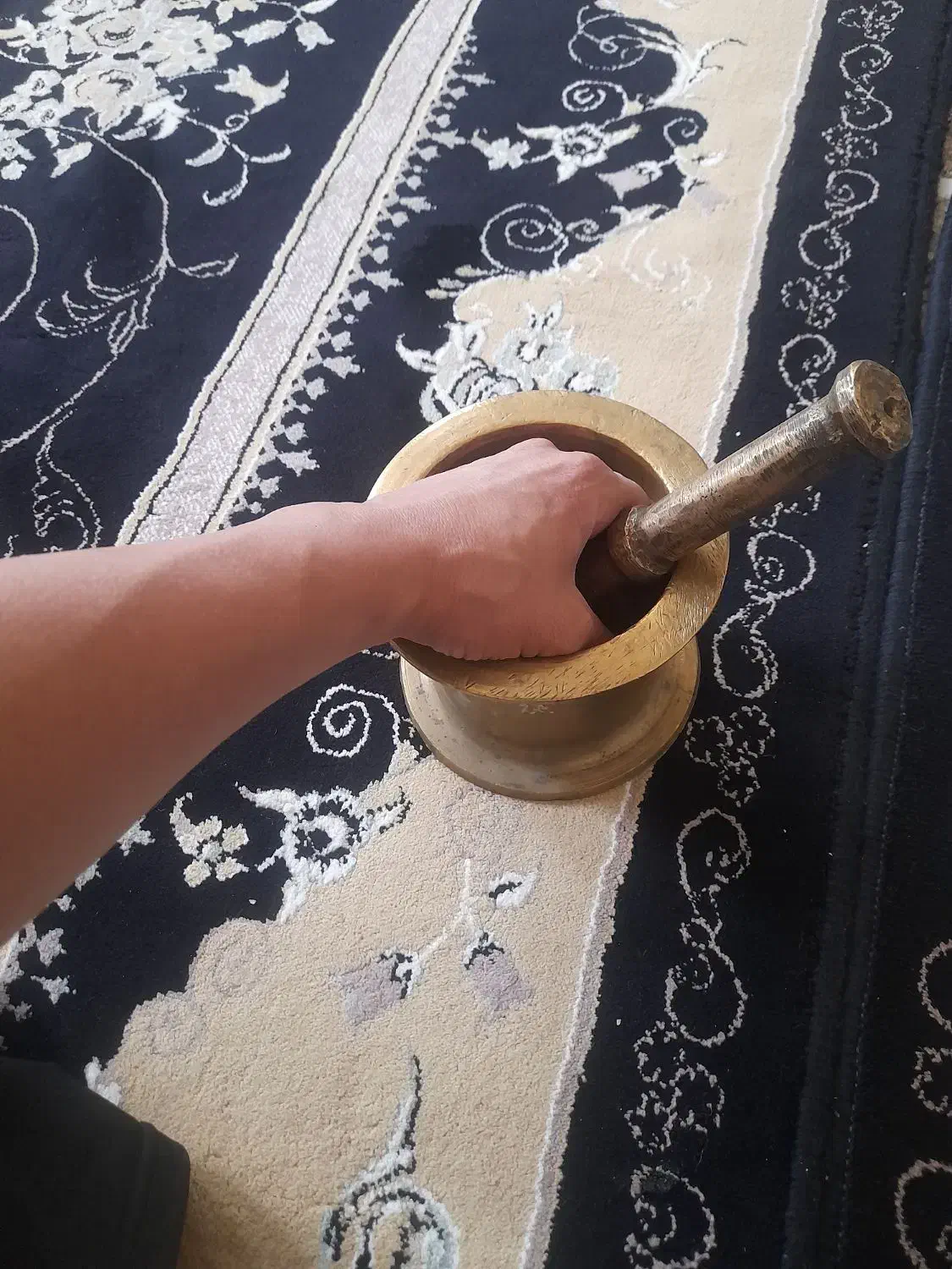 هاونگ برنجی قدیمی هونگ برنج|کلکسیون اشیاء عتیقه|کوهدشت, |دیوار