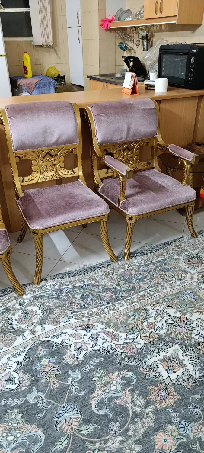 مبل ۹ نفره طلا کوب|مبلمان خانگی و میز عسلی|شاهینشهر, عطار|دیوار