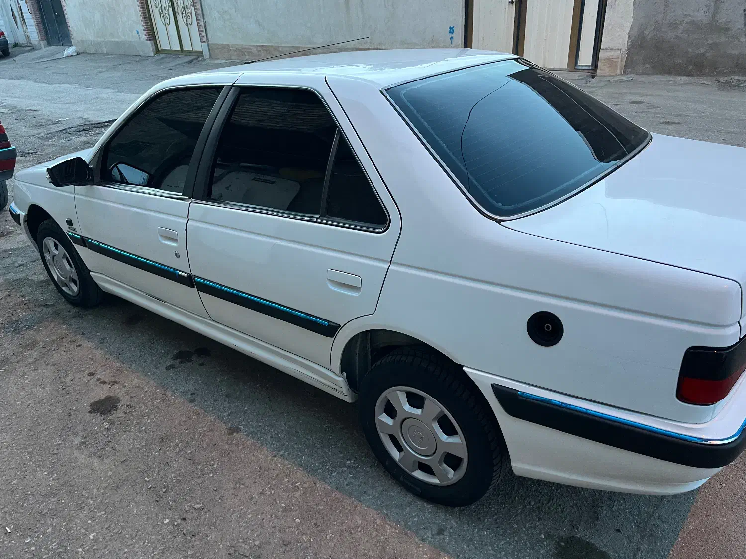 پارس خانگی|خودرو سواری و وانت|سیرجان, |دیوار