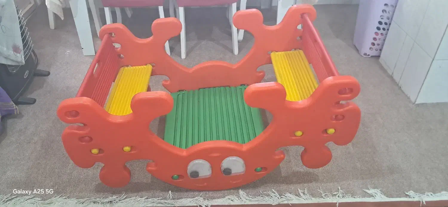 میز و صندلی و آلاکلنگ|اسباب و اثاث بچه|قم, دانشگاه قم|دیوار