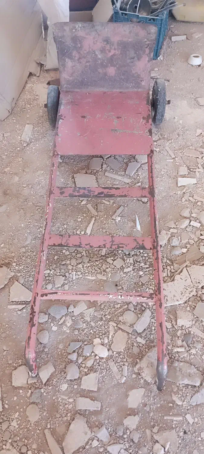 دوچرخ باری کار کرده ویک عدد پنجره نو|خدمات پیشه و مهارت|مراغه, |دیوار