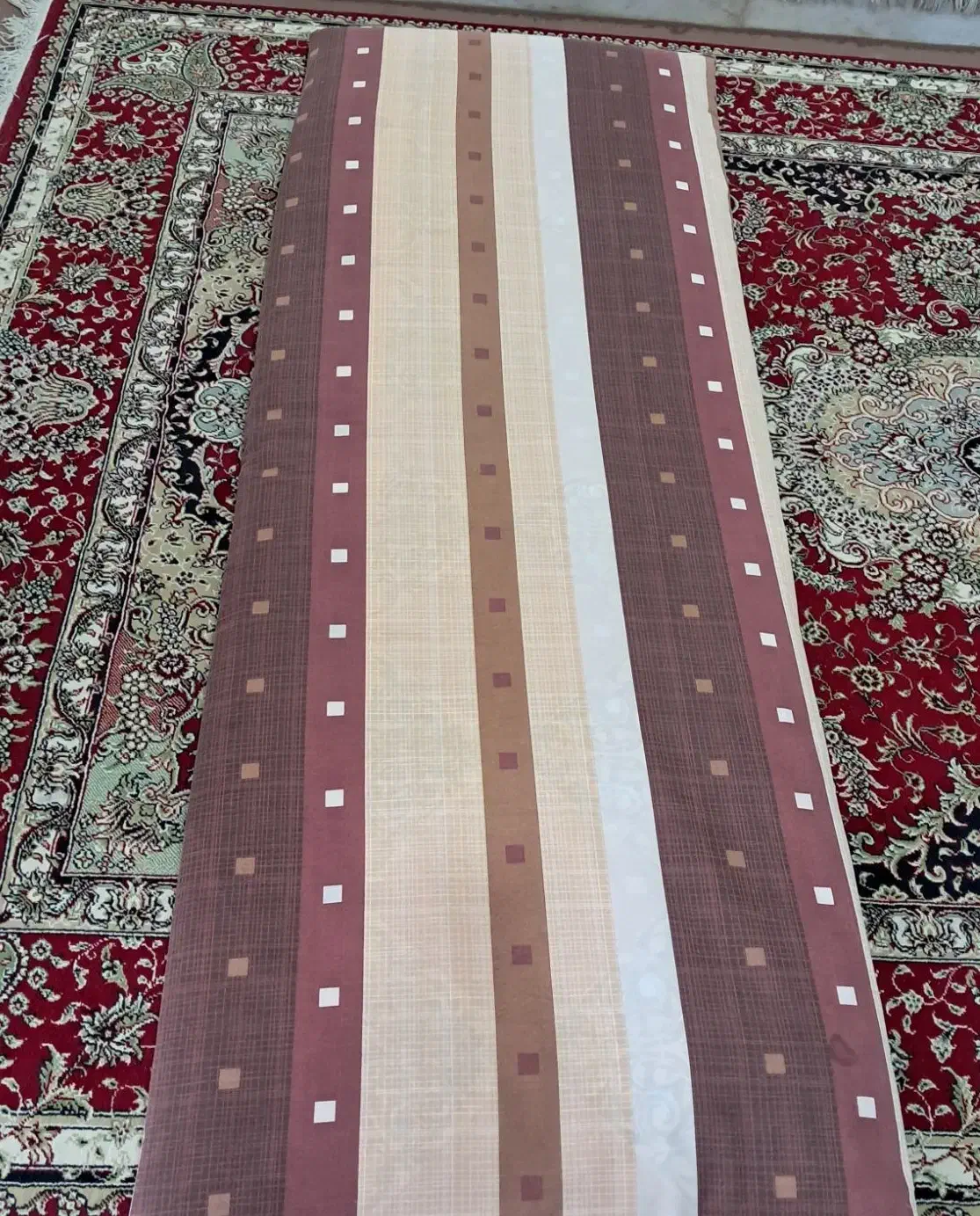 کناره و لحاف|رختخواب، بالش، پتو|کرمان, |دیوار