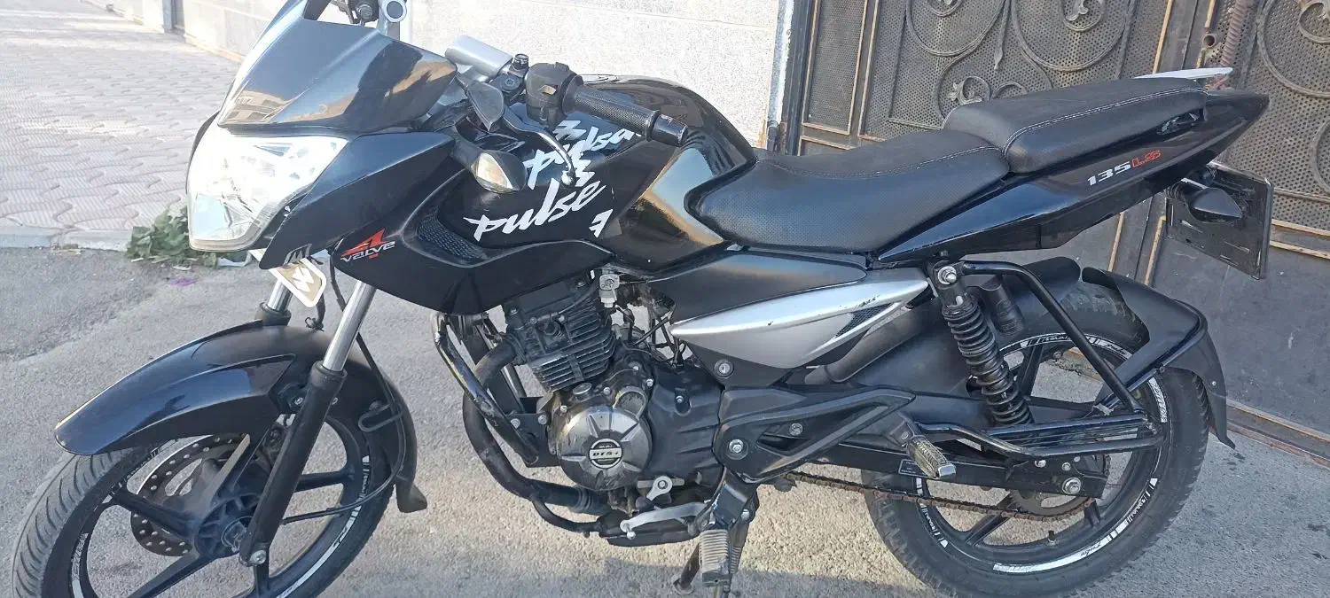 پالس مدل 93|موتورسیکلت|گلپایگان, |دیوار