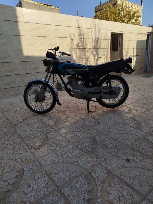 موتور هندا استارتی مدل 93 مشکی زرد پلاک ملی 86|موتورسیکلت|اسفرورین, |دیوار