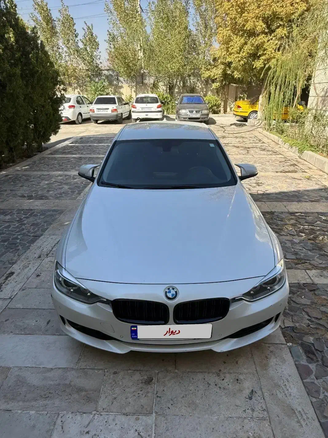 بی ام ۳۲۰|خودرو سواری و وانت|تهران, استاد معین|دیوار