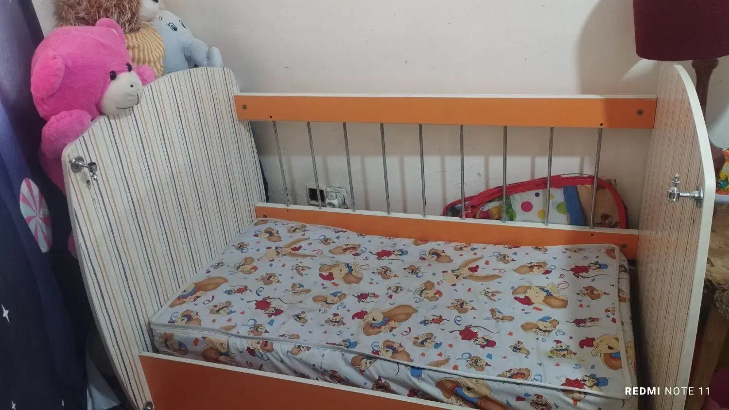 تخت و کمد کودک ،قهوه ساز ، آباژور|تخت و صندلی بچه|محمدشهر, محمدشهر|دیوار