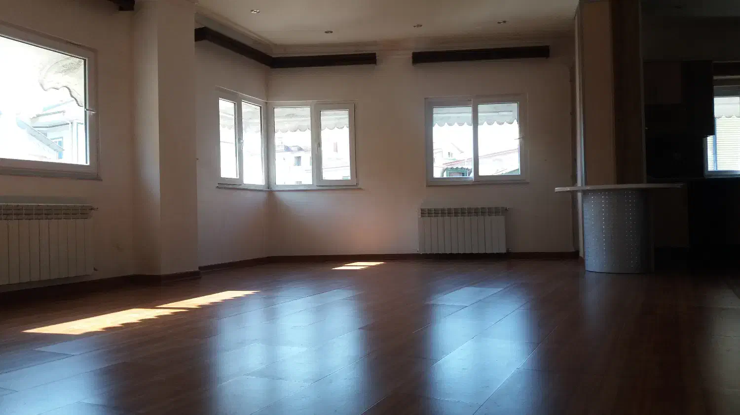 آپارتمان دو خوابه شیک و نورگیر|اجارهٔ آپارتمان|رشت, چله خانه|دیوار