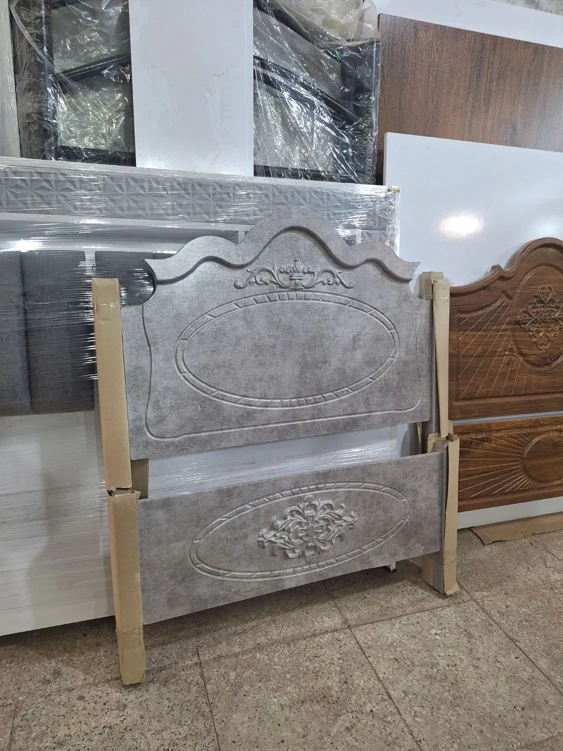 تختخواب یک نفره وکیوم / تختخواب فلزی یک نفره|تخت و سرویس خواب|خمینی‌شهر, |دیوار