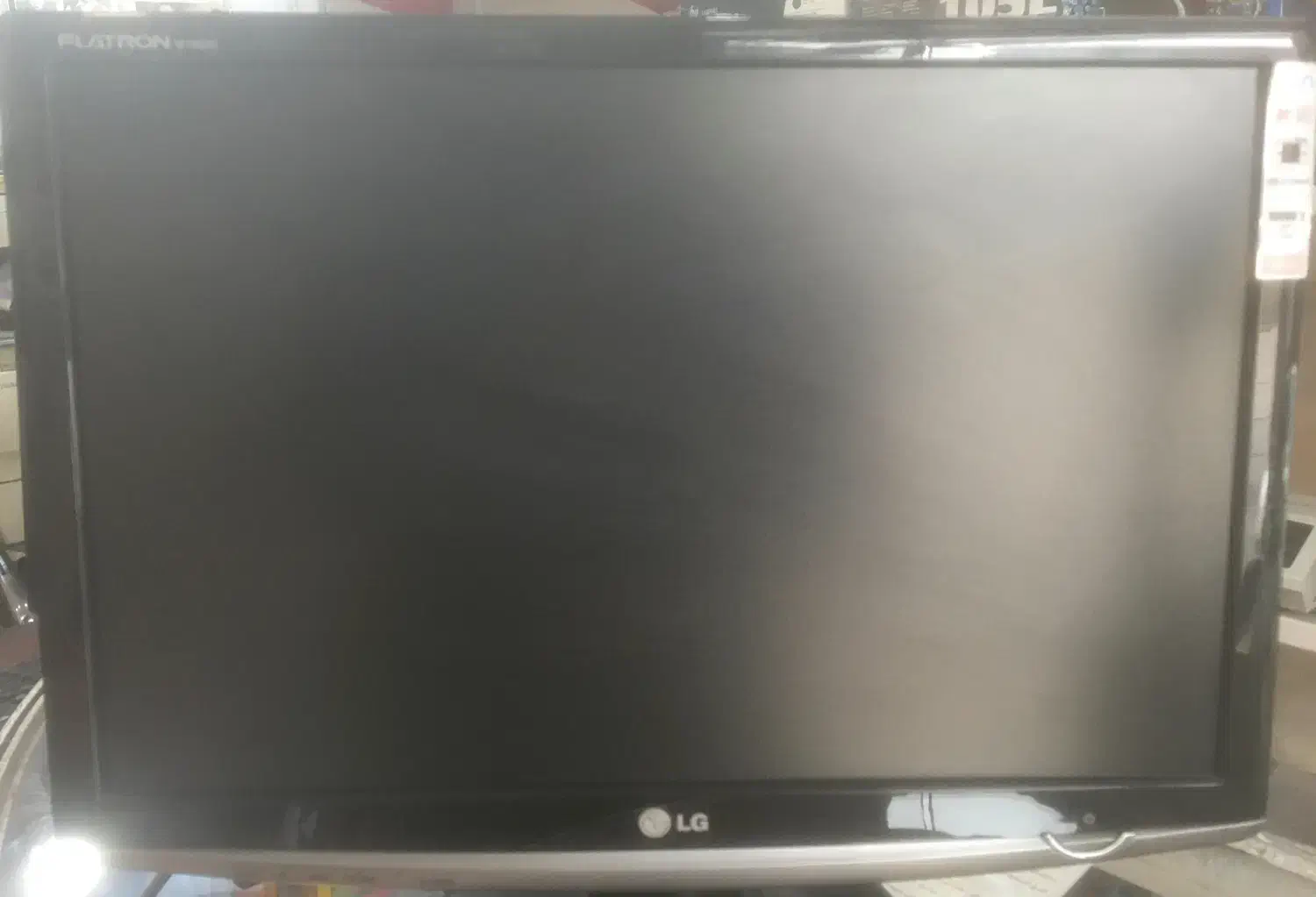 مانیتو 19 اینچ LG|قطعات و لوازم جانبی رایانه|رشت, نیکمرام|دیوار