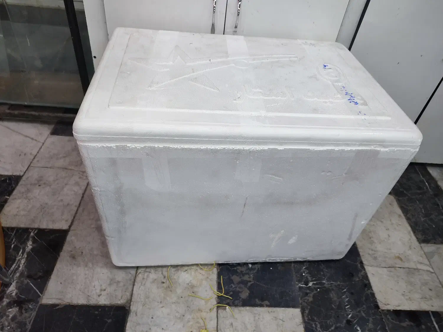 یخدان یونولیت|ظروف نگهدارنده، پلاستیکی، یکبارمصرف|خوی, |دیوار