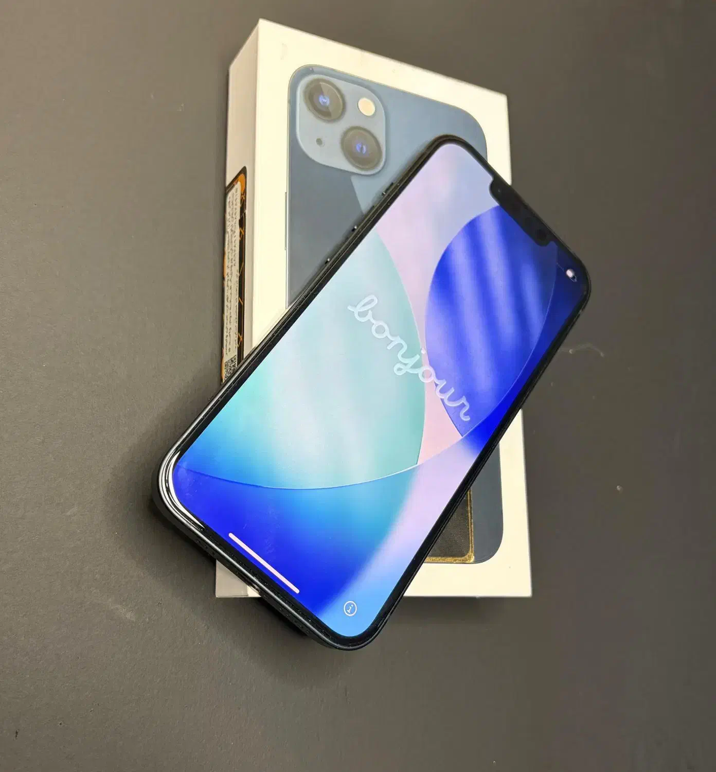 IPhone 13 ( + آدابتور اورجینال)|موبایل|شیراز, شریف‌آباد|دیوار