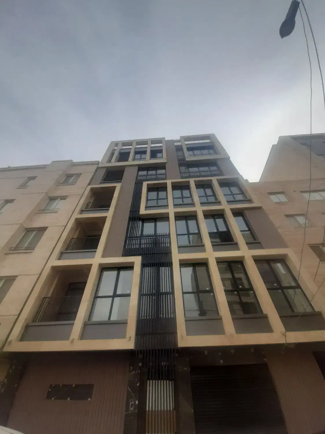 92 متری لوکس حاشیه بلوار امیریه شخصی ساز|فروش آپارتمان|مشهد, جاهد شهر|دیوار