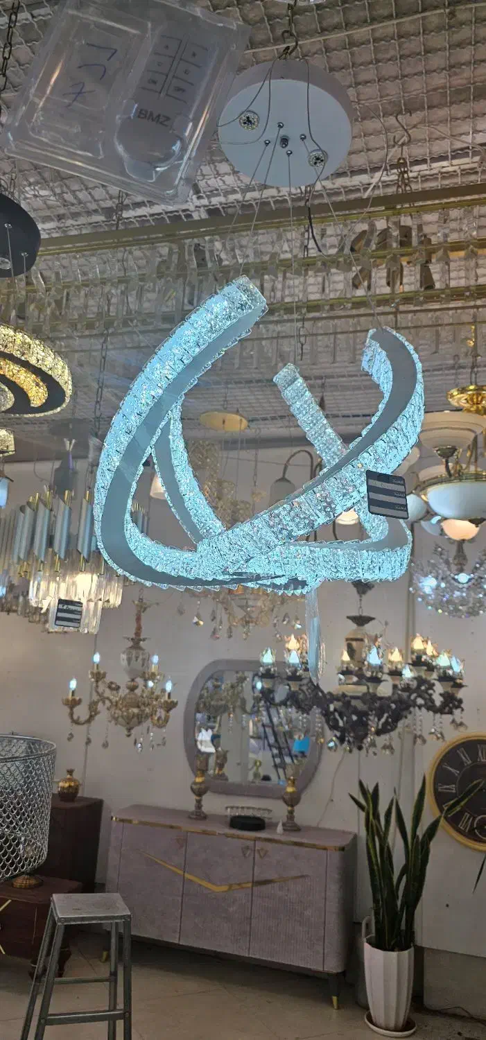 خورشید پلاس|لوستر و چراغ آویز|مشهد, شاهد (شهرک غرب)|دیوار