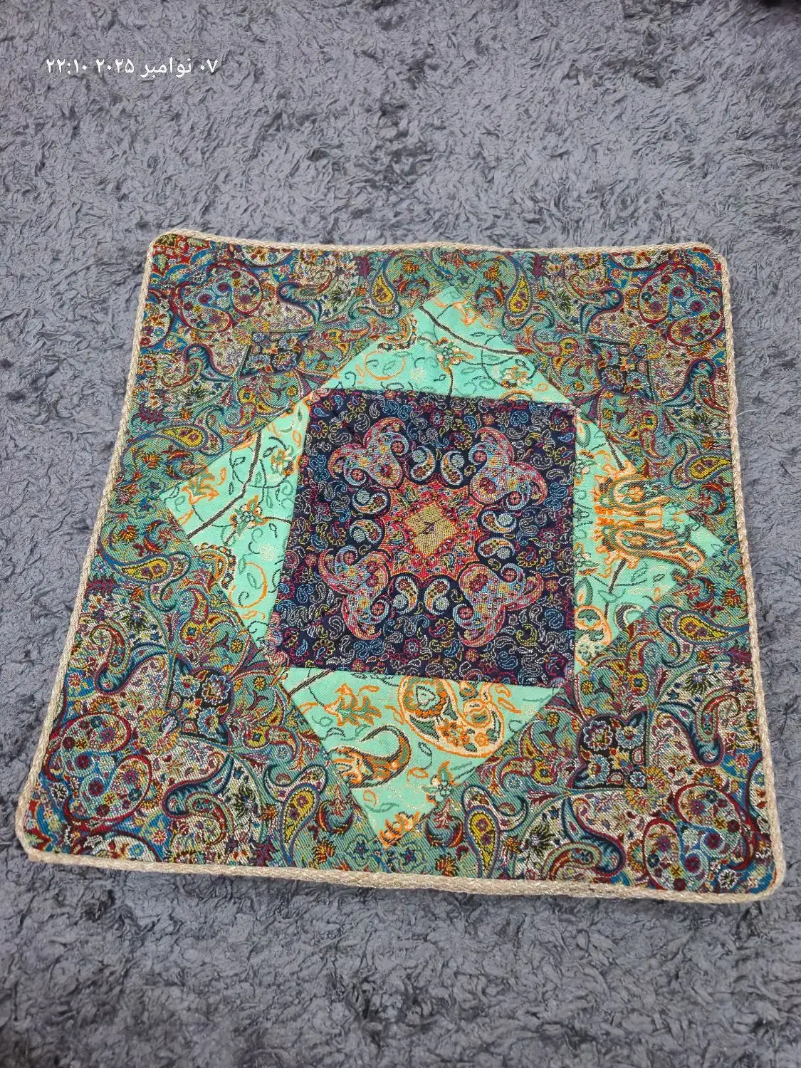 کوسن ترمه کاملا نو|صنایع دستی و سایر لوازم تزئینی|مشهد, شهرک لشکر (شهرک غرب)|دیوار