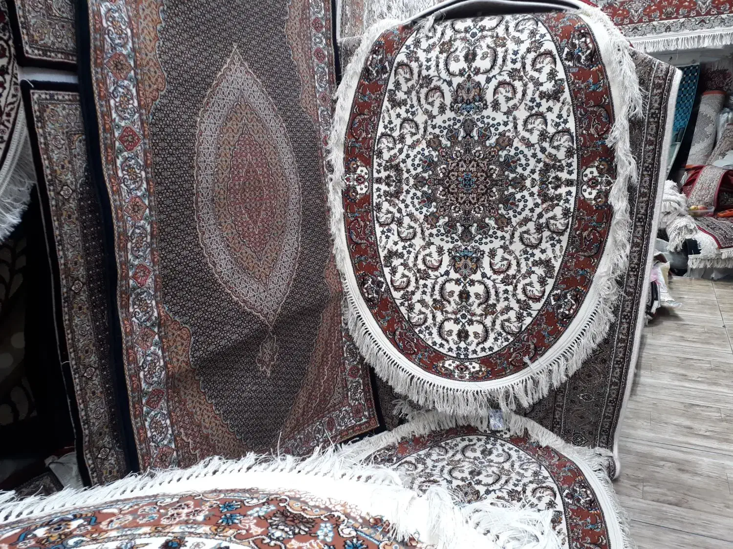 فرش آشپزخانه بیضی ۷۰۰شانه مارک یلدای کویر زرنیم|فرش|تبریز, |دیوار