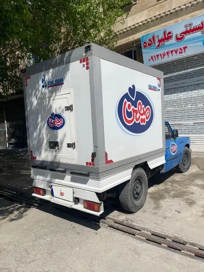 نیسان یخچالدار|خودرو سواری و وانت|چهارباغ, |دیوار
