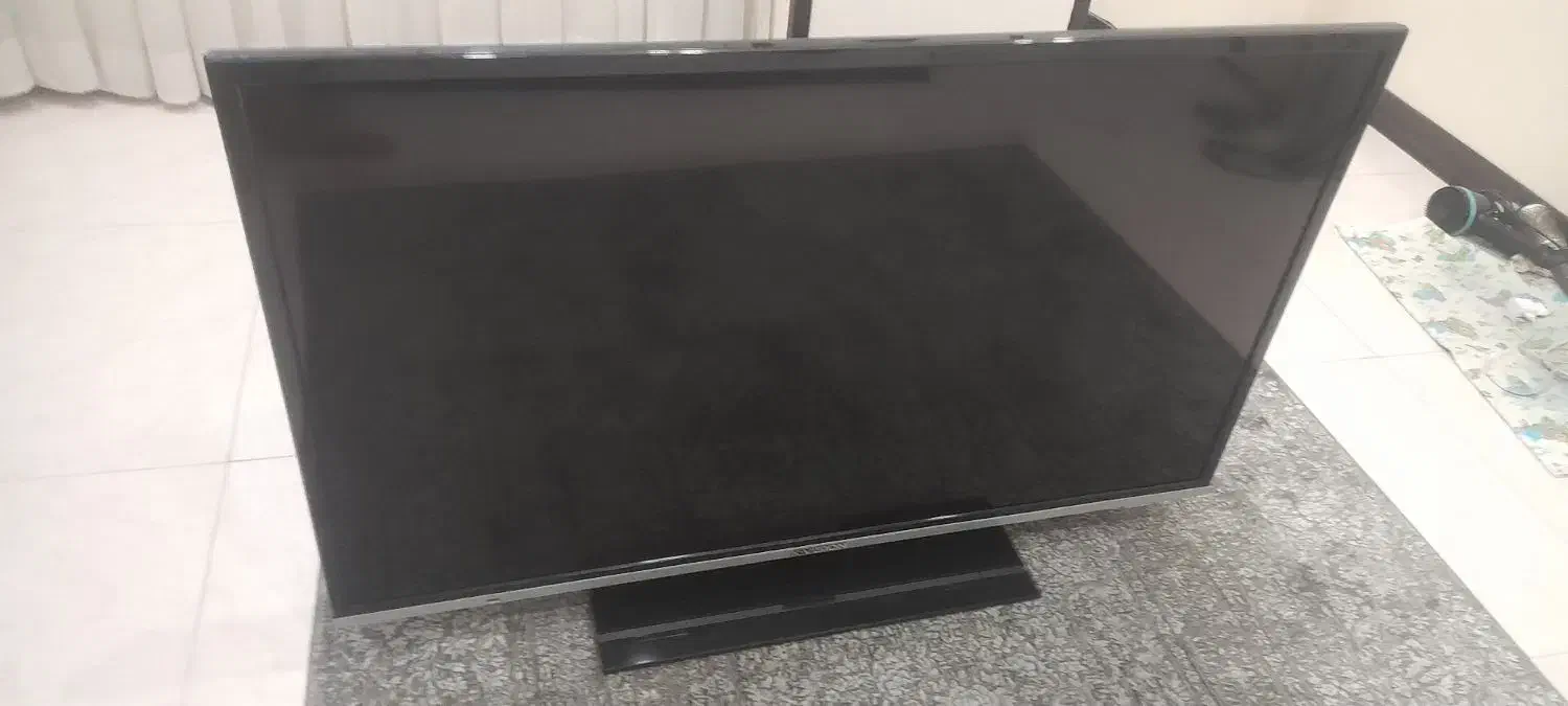 تلویزیون ال ای دی 48 اینچ|تلویزیون و پروژکتور|اندیشه, اندیشه فاز ۳|دیوار