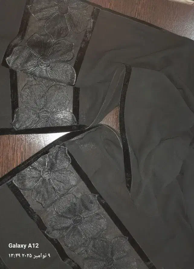 شال مجلسی|لباس|قم, هنرستان|دیوار