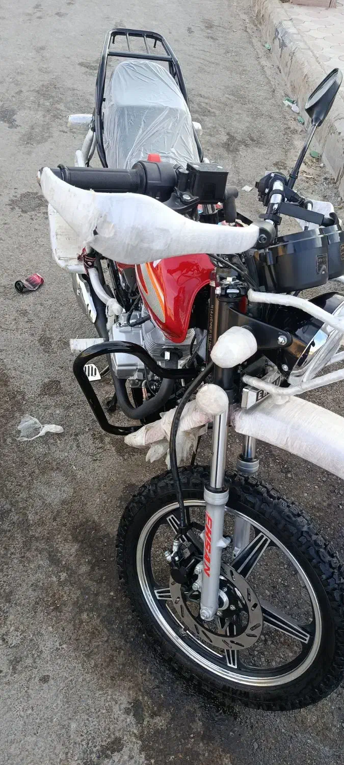 موتورسیکلت|موتورسیکلت|هیدوچ, |دیوار