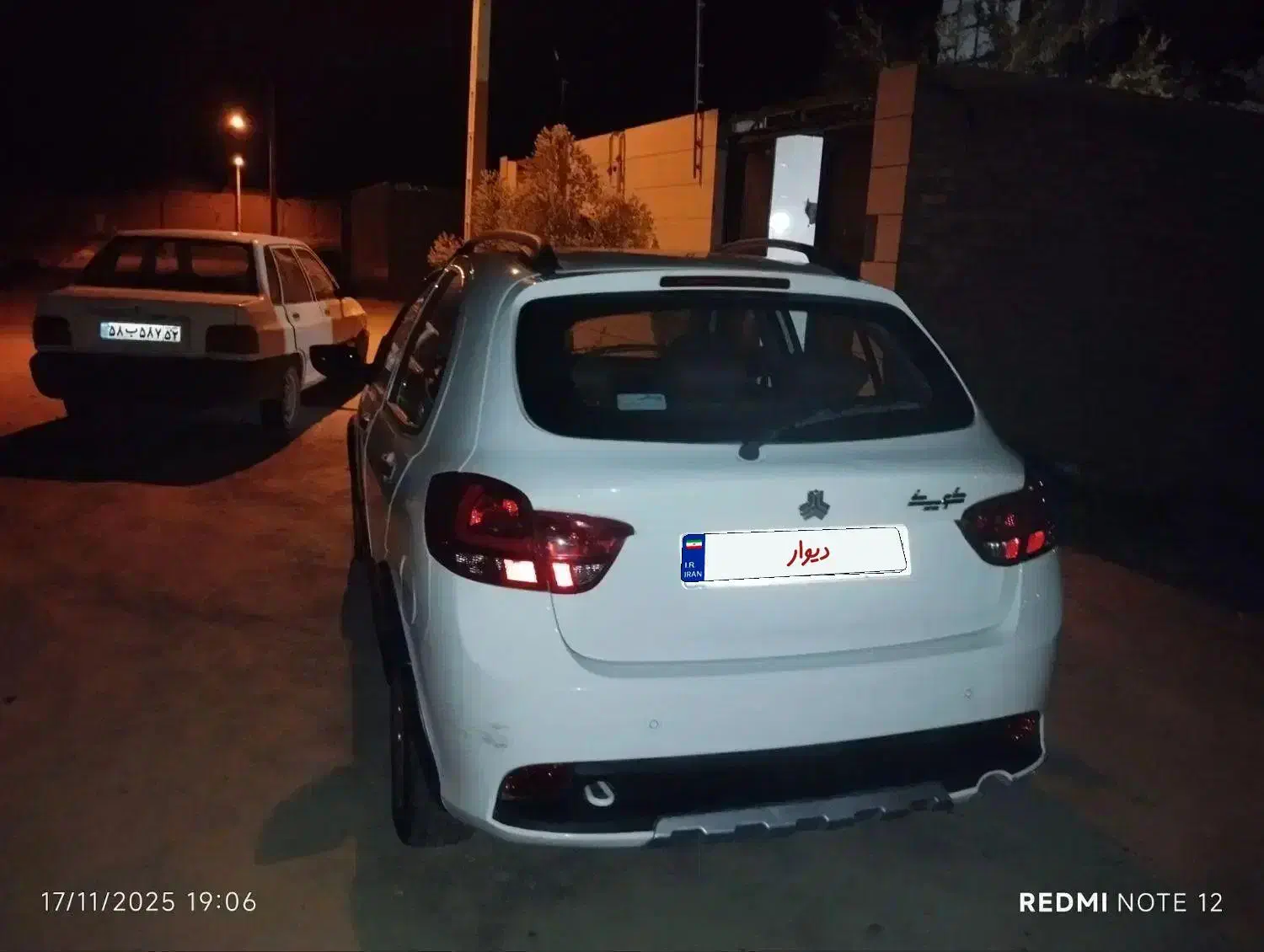 ماشین کویک ۴۰۳|خودرو سواری و وانت|بیرجند, |دیوار