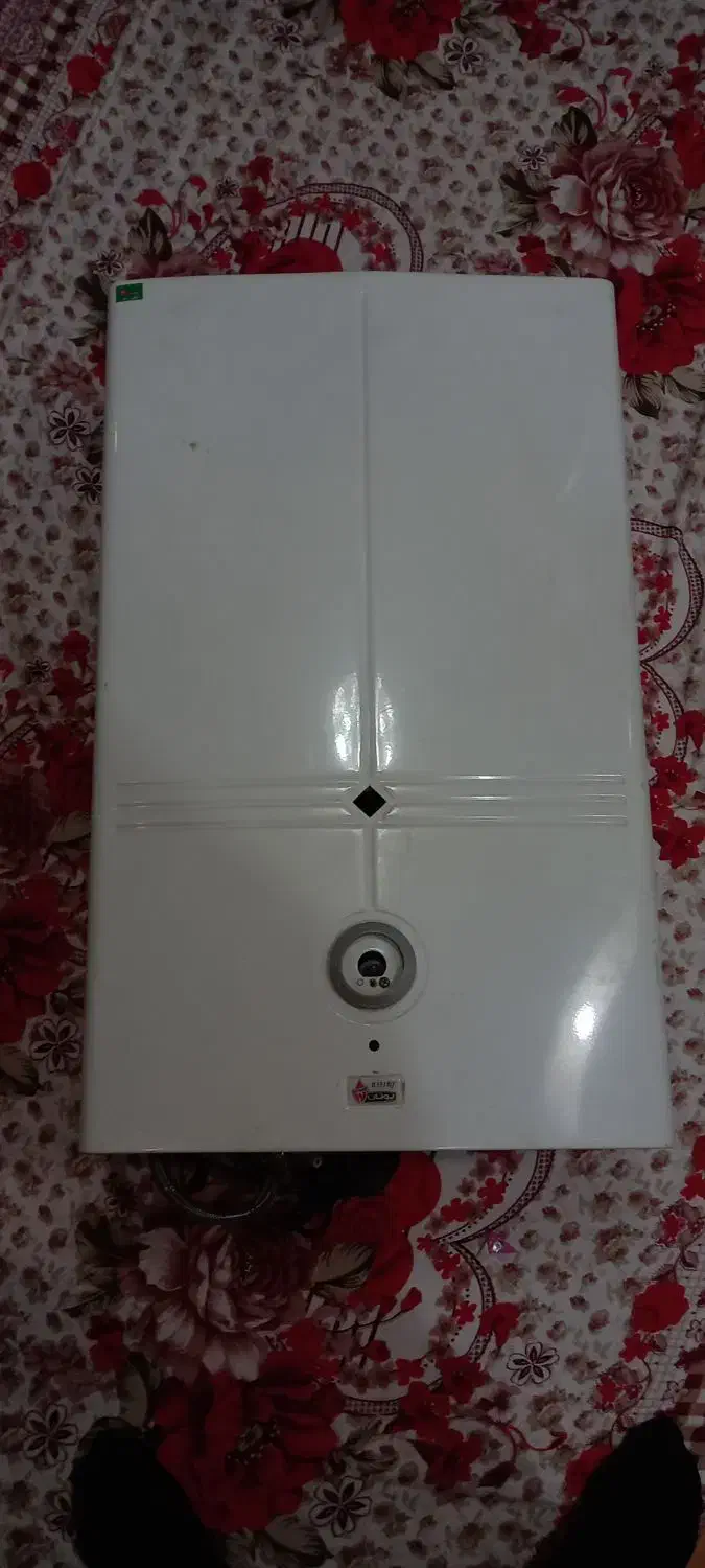 ابگرم کن ۳۳۱۸|آبگرمکن، پکیج، شوفاژ|تهران, کیانشهر|دیوار