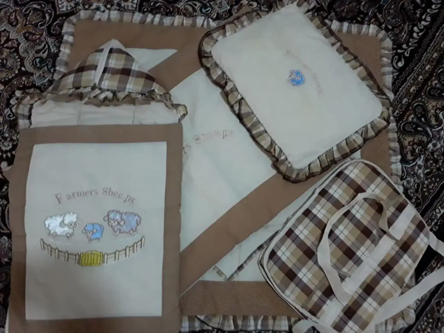 سرویس خواب نوزادباساک و قنداق ...|اسباب و اثاث بچه|قم, علی آباد سعدگان|دیوار