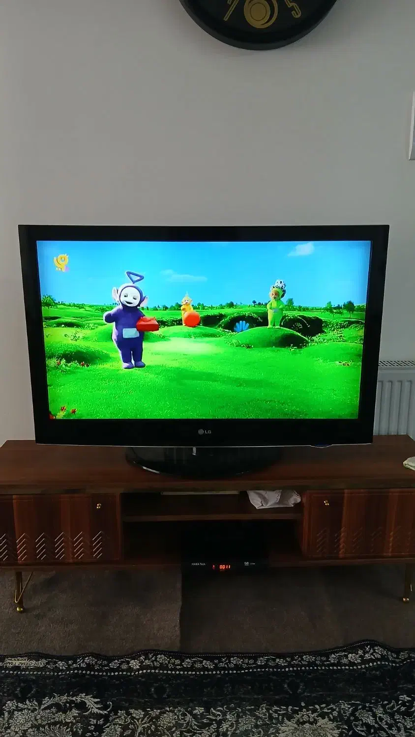 تلوزیون ال سی دی الجی اصل ۴۲ اینچ|تلویزیون و پروژکتور|همدان, |دیوار