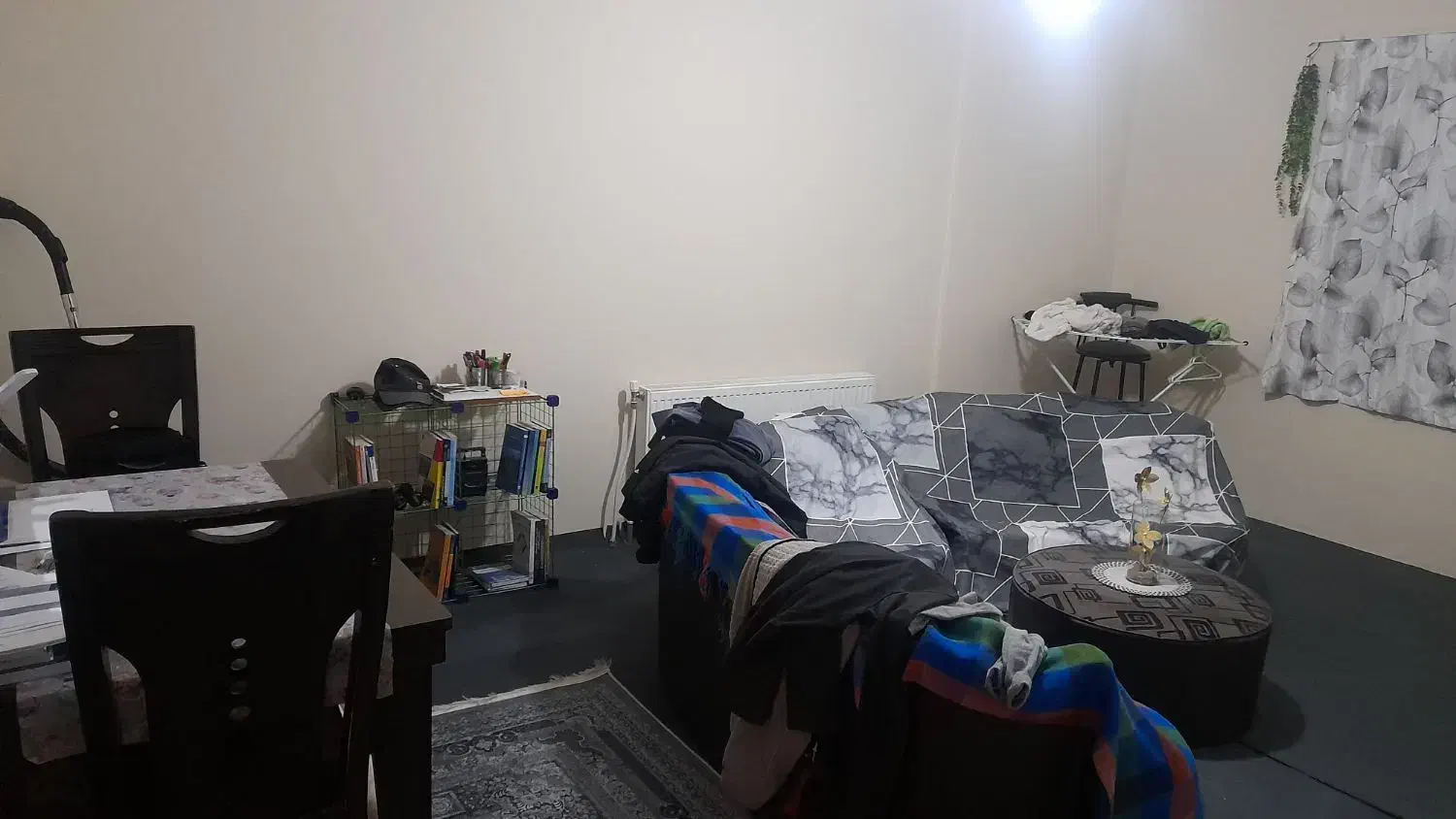 مبل ال کار کرده و مقداری وسایل|مبلمان خانگی و میز عسلی|پرند, فاز ۶|دیوار