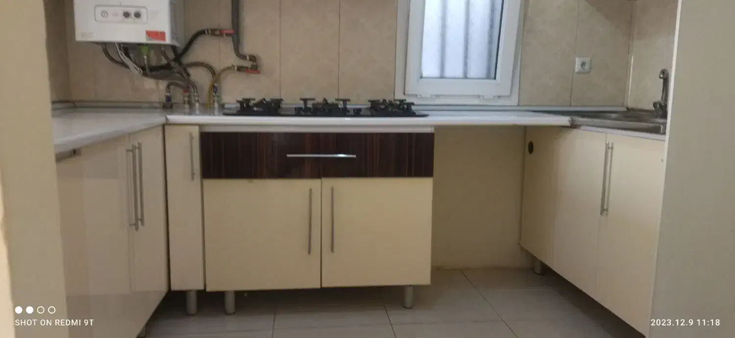 فروش واحد سه خوابه کیسون زون 9 نورگیر تمام بتنی|فروش آپارتمان|پرند, فاز ۶|دیوار