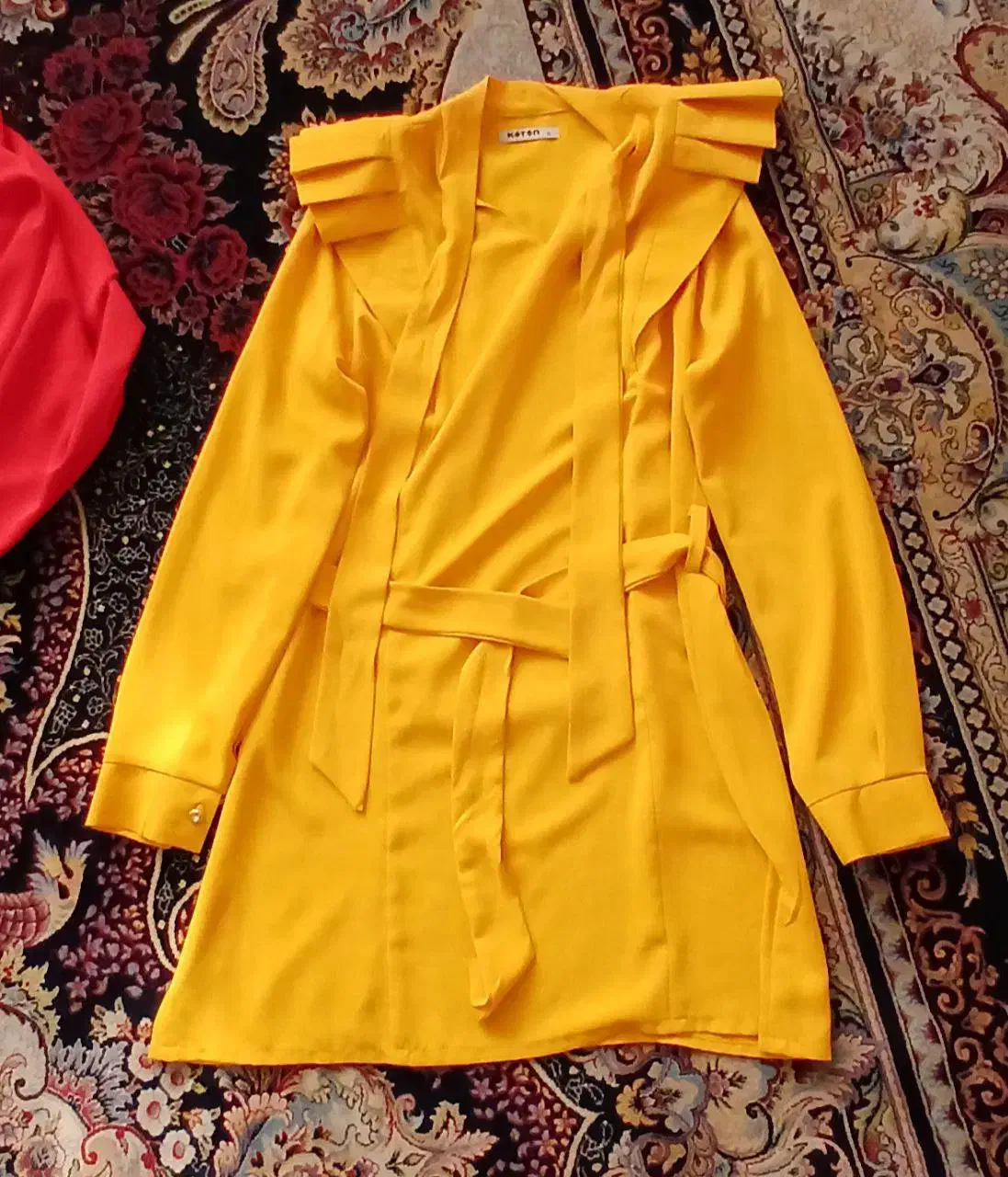 کت وشومیز|لباس|اندیشه, شهرک کوثر|دیوار