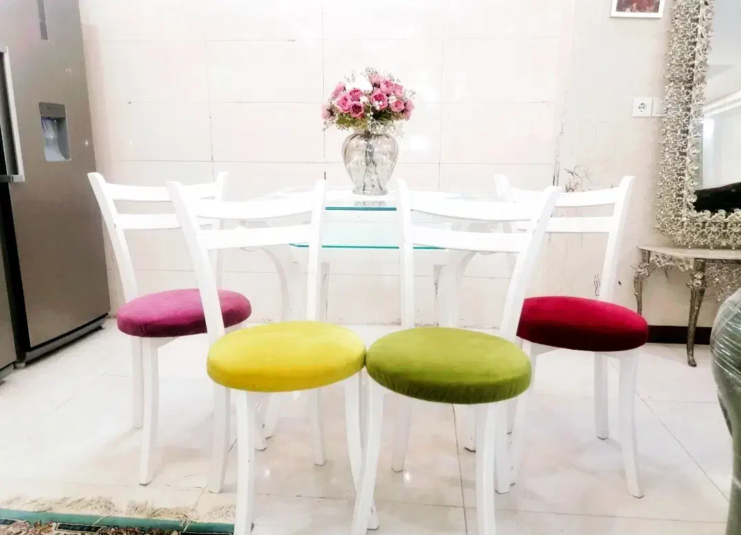 میز|میز و صندلی غذاخوری|نیشابور, شهرک فرهنگیان|دیوار