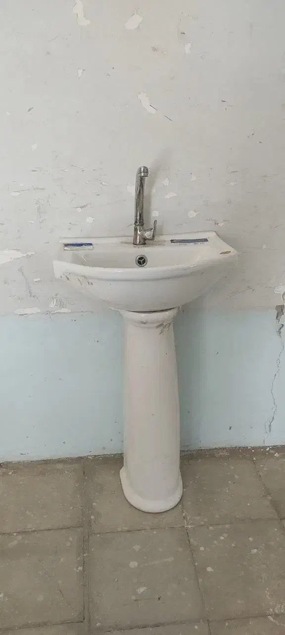 چند روشویی در حد نو|لوازم سرویس بهداشتی|فسا, |دیوار